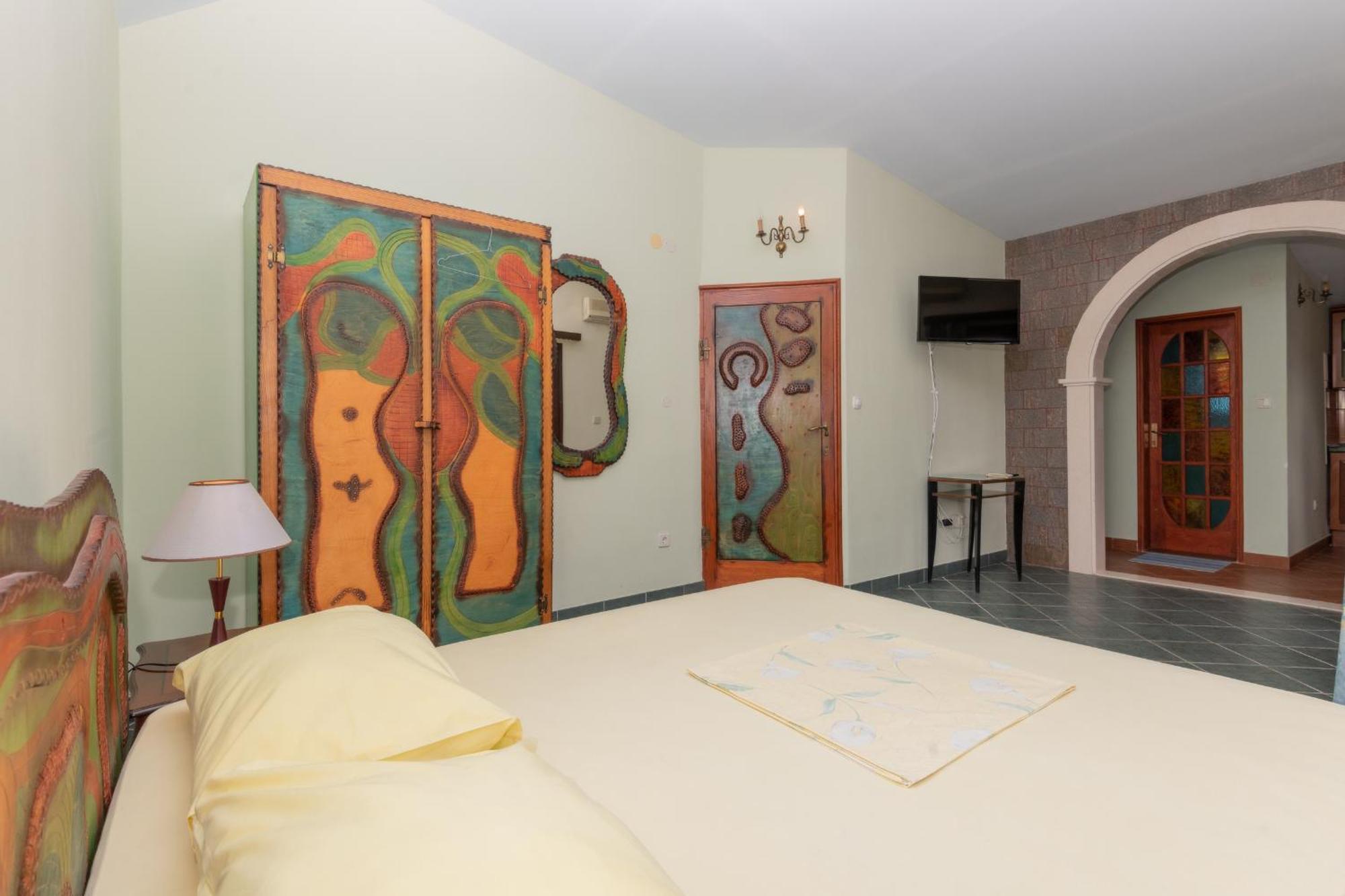 Apartments Magic Time โปดสตรานา ภายนอก รูปภาพ